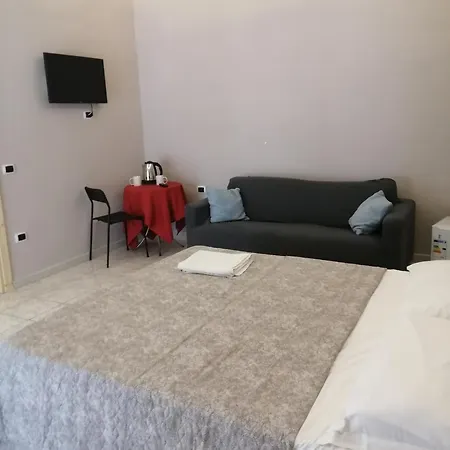 Francesco 3* Naples